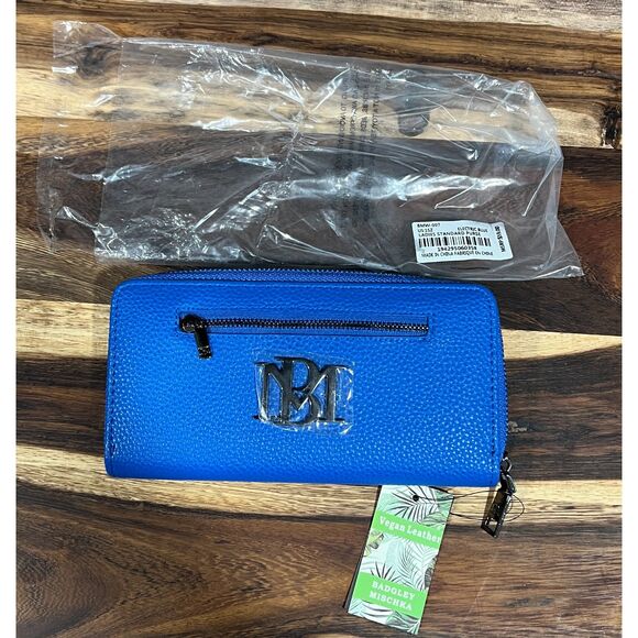 Badgley Mischka Electric Blue Vegan Leather Zip Wallet NWT MSRP $59 - Picture 1 of 4